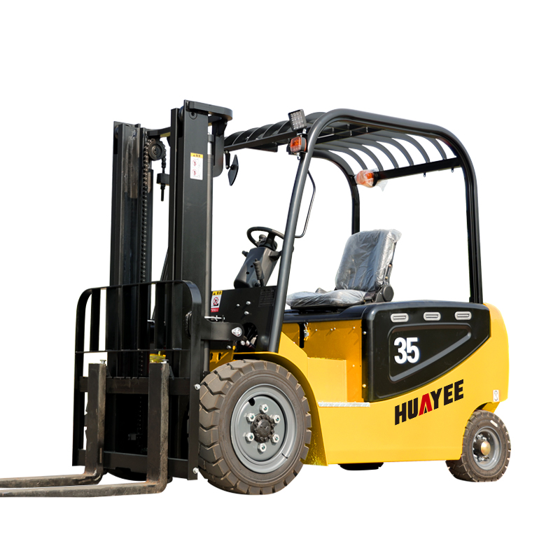 Huayee DF35 electric forklift, studio shot